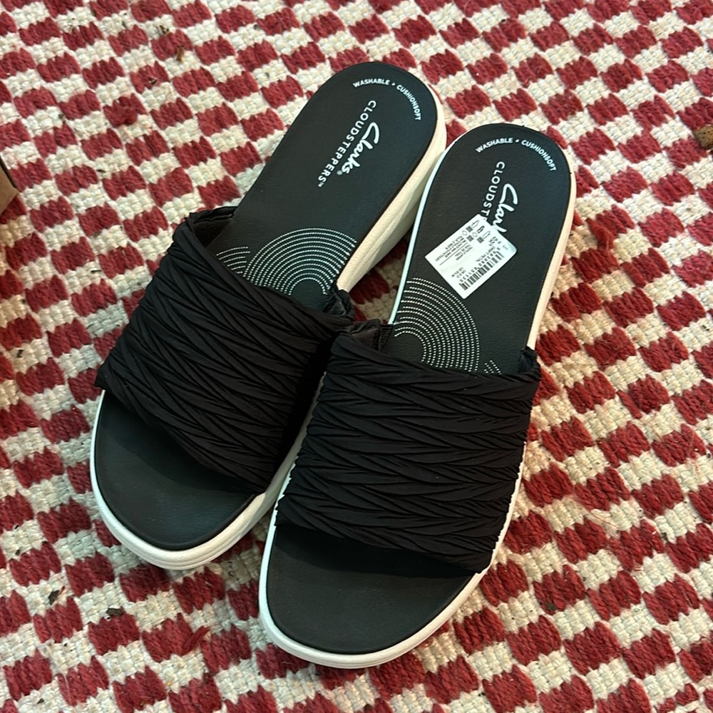 Black Clark cloudstepper sandals